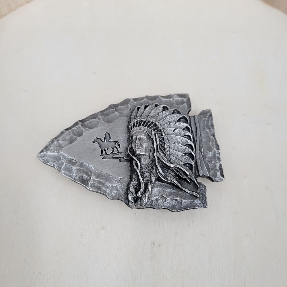 Siskiyou Buckle Co 80's Arrowhead Indian Chief Belt Buckle Silver Toned - Picture 7 of 8